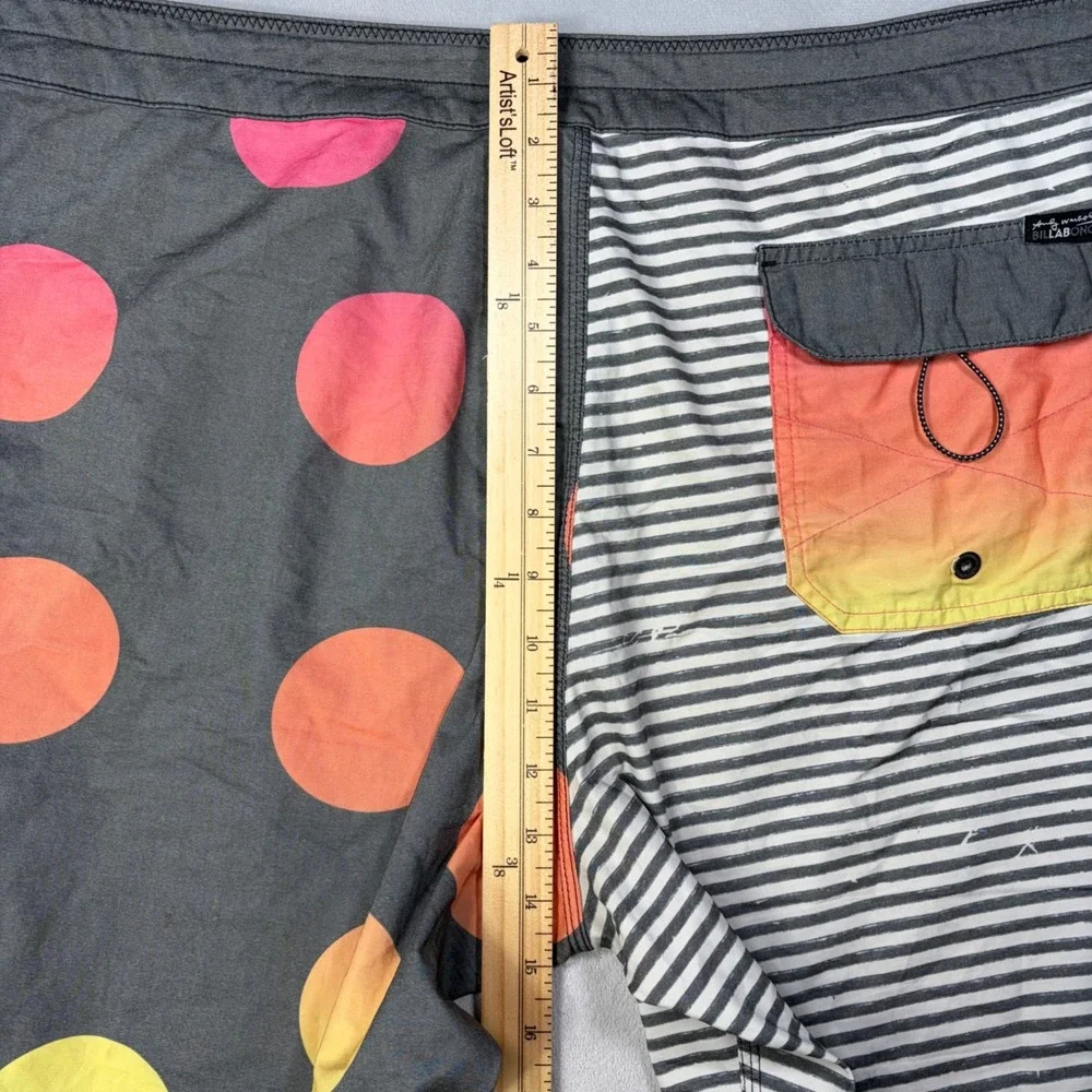 Billabong Andy Warhol Board Shorts Mens 38 Gray Pink Polka Dot Striped Trunks